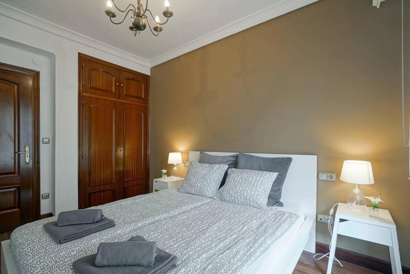 Amplio Apartamento En Gros Con Parking Privado San Sebastian Bagian luar foto